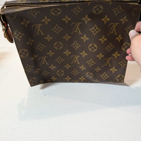 Louis Vuitton Clutch - Picture 2 of 6